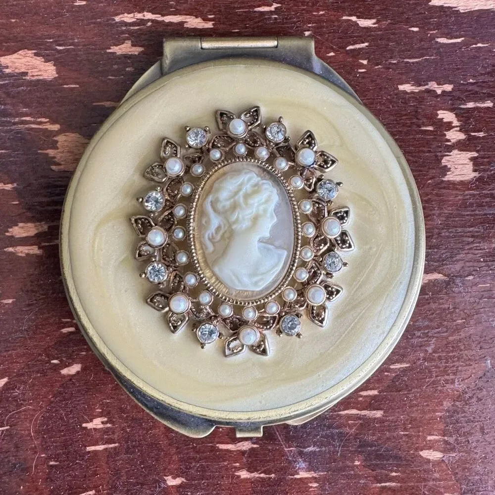 Vintage Cameo Compact Mirror With Pearls And Diamonds